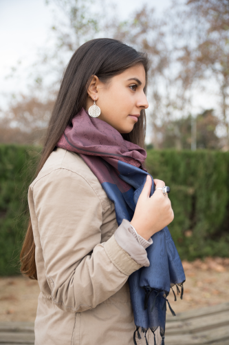 Silk thread scarf
