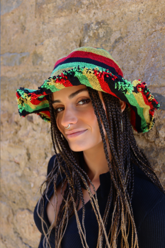 Mai hat