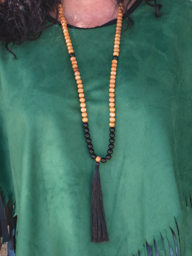 Mala wood necklace