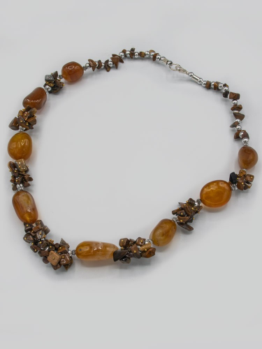 The Lua necklace