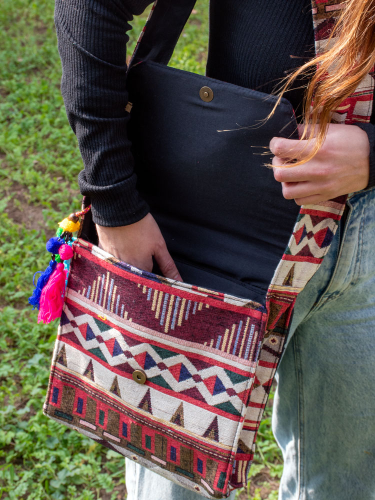 Tribal bag with bead